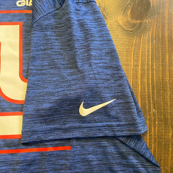 Nike Dri Fit. New York Giants shirt. Large. Excellent condition - Picture 4 of 5
